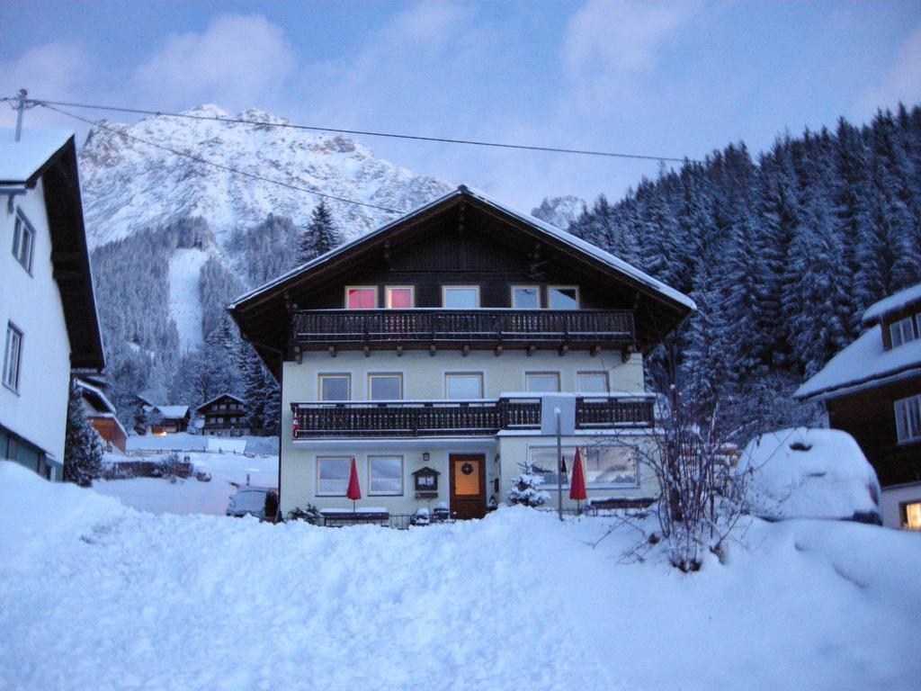 Pension Haus Maria Ramsau am Dachstein Exterior photo